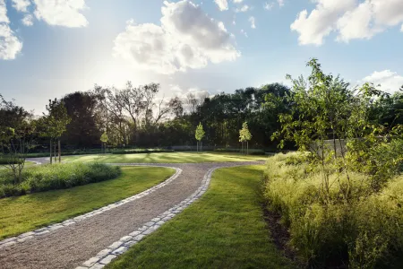 Appartementencomplex met landschappelijke, groene omgeving