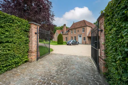 Inrit klassieke villa in Keerbergen