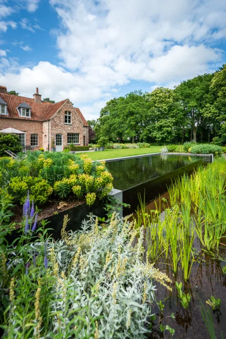 Klassieke villa met zwemvijver