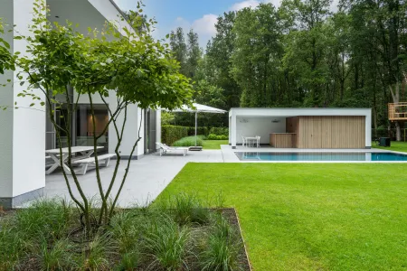 Moderne villa in Keerbergen inclusief zwembad, poolhouse, terras en groene tuin