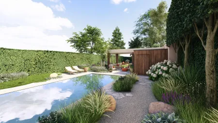 Zicht over het zwembad naar de houten poolhouse in de moderne tuin te Aarschot